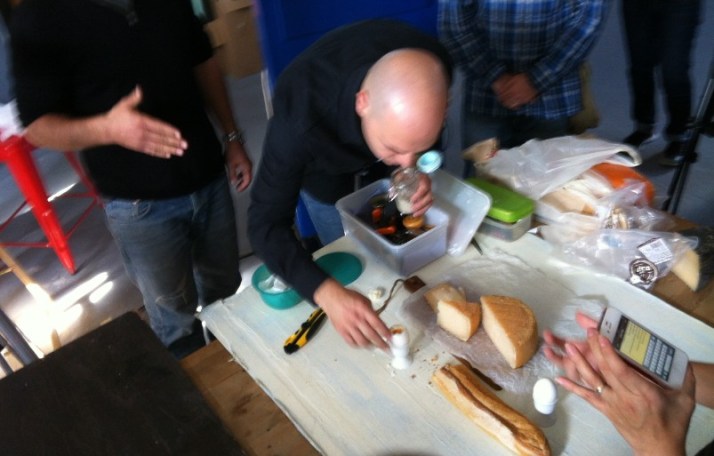 סדנת צילום אוכלת לצאת מהביצה סטודיו גברא