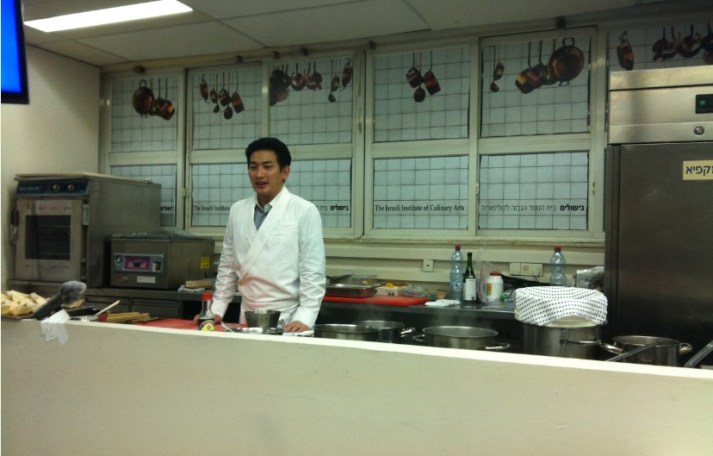 סדנה יפנית Kikoman עם השף היפני Naoyuki Yanagihara 