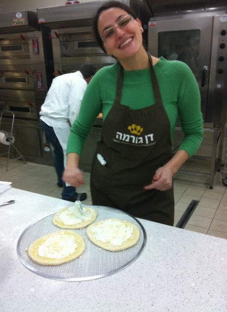 סדנת אפייה קונדיטוריה דן גורמה תל אביב