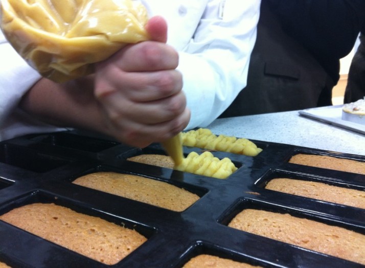 סדנת אפייה קונדיטוריה דן גורמה תל אביב