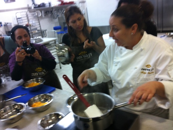 סדנת אפייה קונדיטוריה דן גורמה תל אביב