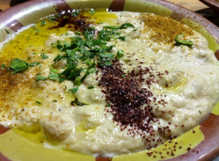 חומוס אבו איסמעיל שוק הנמל יפו