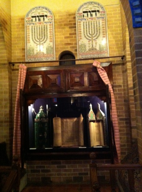 תערוכת המוסיקה של מורשת יהדות בבל עם חסות של יקב הפרימיום 1848