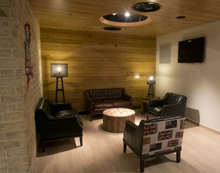 לובי גרייט שייפ סניף שבעת הכוכבים הרצליה