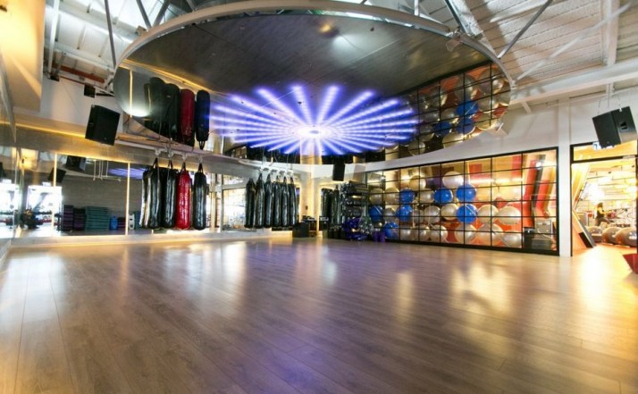 קיק בוקס גרייט שייפ סניף שבעת הכוכבים הרצליה