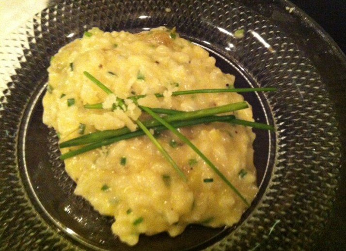 חודש הארטישוק של נועם ניר בנים ב- Upstairs Bar & Food