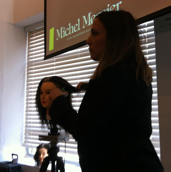  S.O.S Color Recover מבית מישל מרסייה