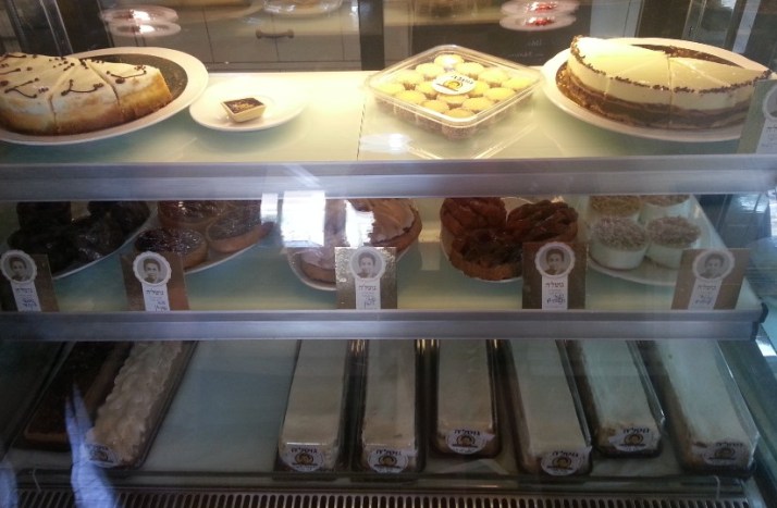 גוט'לה - קונדיטוריה ובית קפה באבן יהודה