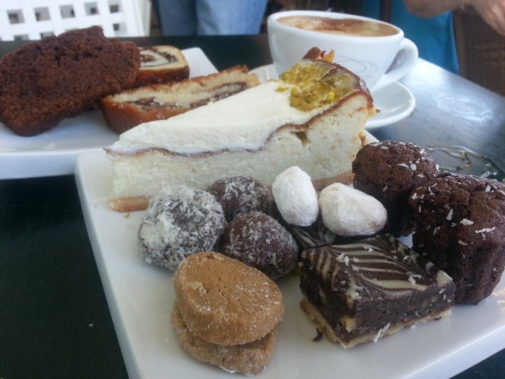 חטאים מתוקים ברמת השרון