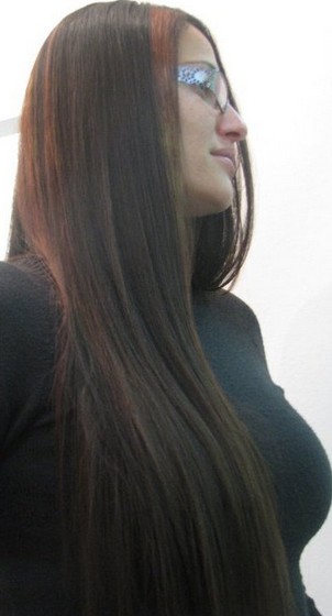 Good Hair Day - על היום שבו נפרדתי מ-30 ס"מ משערי לטובת חולי סרטן במספרת אמיר אליהו.