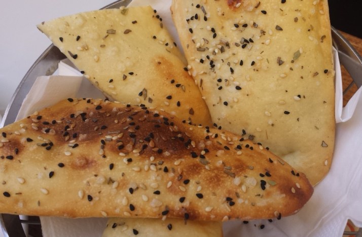 בית קפה פיאצה בגבעתיים