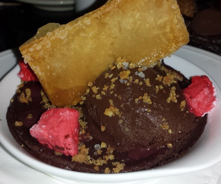 לרגל חגיגות שבוע שנים, תפריט חדש למסעדת החצר בירושלים