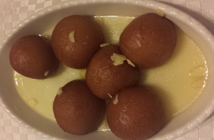 מסעדת טנדורי ההודית של רינה פושקרנה מציינת 32 שנים