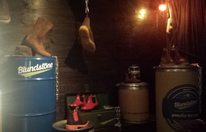 תערוכת איש הבלנדסטון - Blundstone