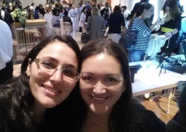 EM WATCH - שעון חכם מבית Emboss