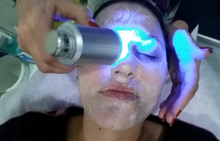 Desheli - קוסמטיקה חדשנית וטבעית המיוצרת על בסיס תאי גזע ממקור צמחי