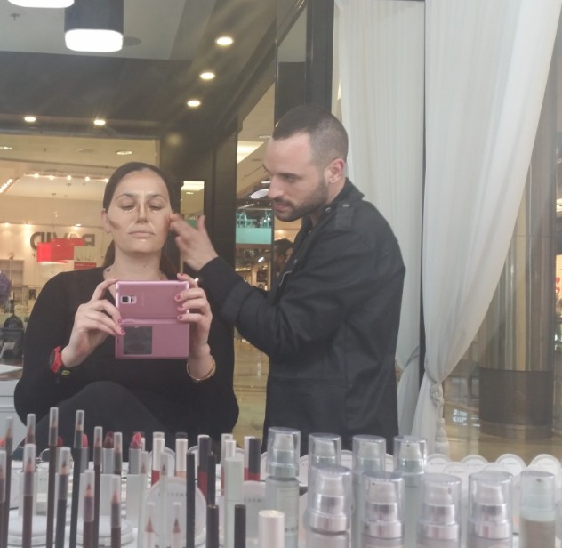 סניף חדש ושביעי למותג האיפור יוסי ביטון בגבעתיים