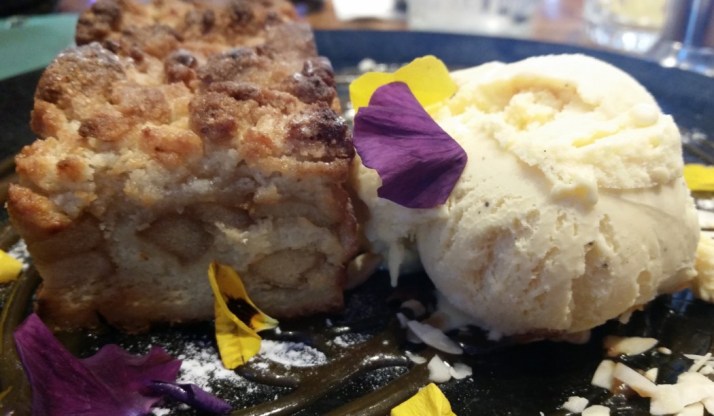 יום הולדת שש למסעדת צ'רלי צ'ק פוינט ביהוד