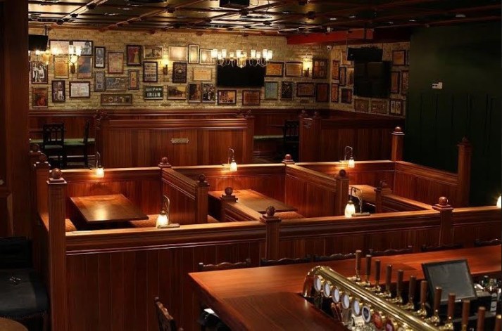 חוגגים עצמאות בפאב הארי אוסקר ווילד Oscar Wilde בחולון ובפת תקווה