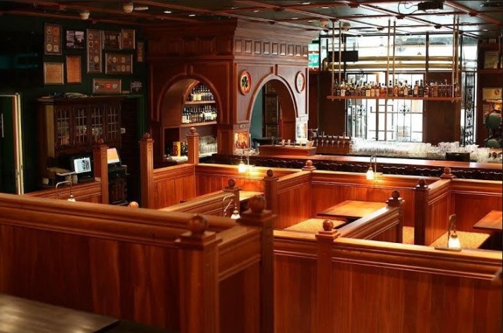 חוגגים עצמאות בפאב הארי אוסקר ווילד Oscar Wilde בחולון ובפת תקווה