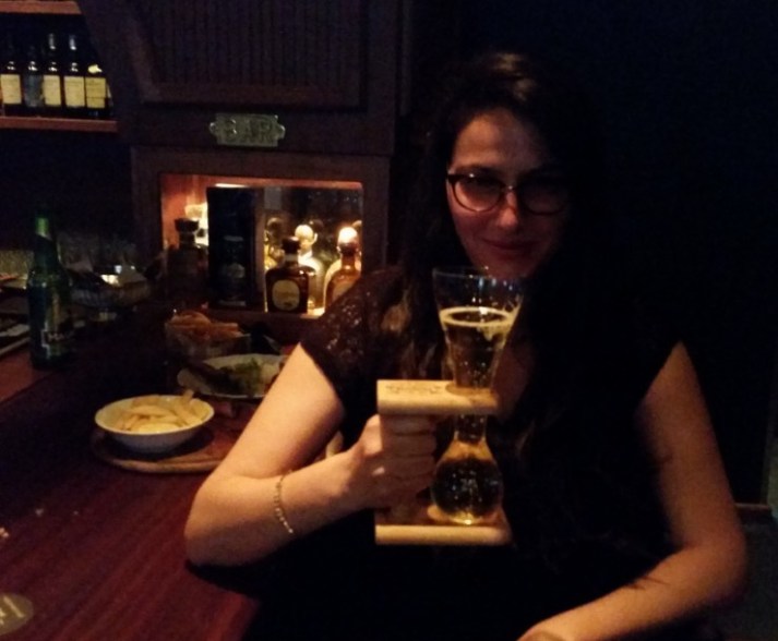 חוגגים עצמאות בפאב הארי אוסקר ווילד Oscar Wilde בחולון ובפת תקווה