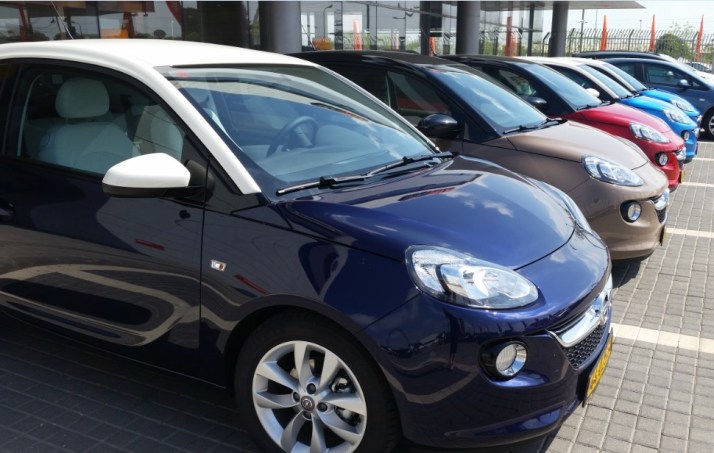 סיבוב דאווין עם אופל אדם Opel Adam