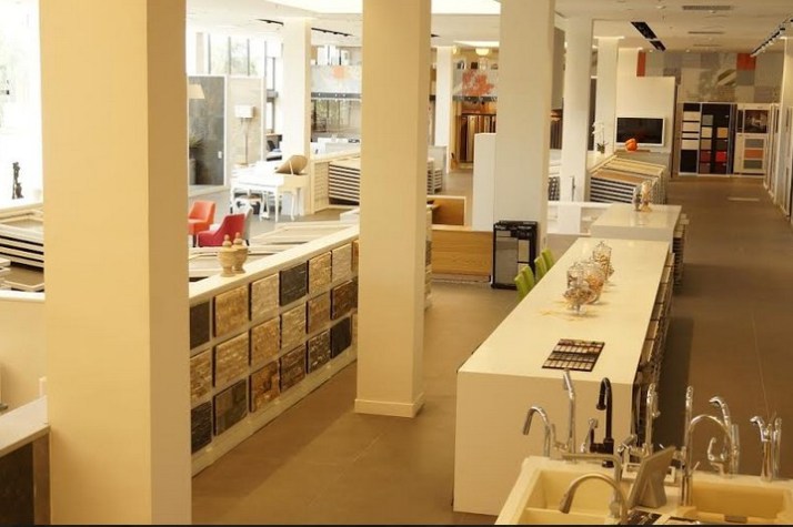 טובול קרמיקה השיקו אולם תצוגה חדש במודיעין