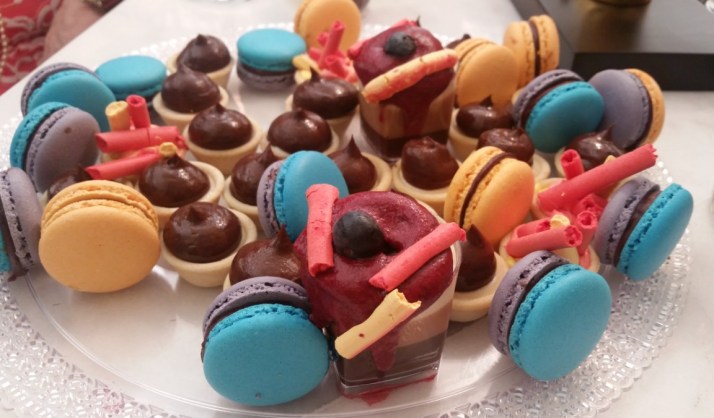 חדש: מותג Desserts לחומרי גלם לאפייה עם הפרזנטור - שף קונדיטור אורן בקר 