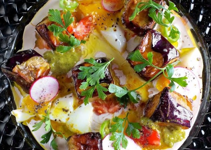 מתאווררים בירושלים: מסעדת מדיטה, מלון בוטיק הקומה ה-21 ובית קפה ומתחם נוקטורנו