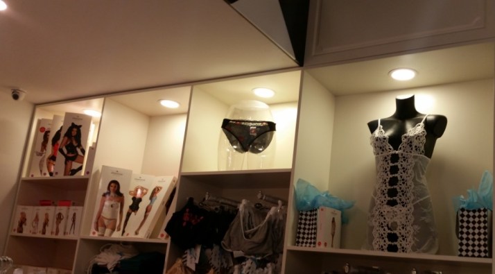 השקת החנות הראשונה של רשת אליס הלבשה תחתונה בגן העיר תל אביב ALICE – My UnderWorld