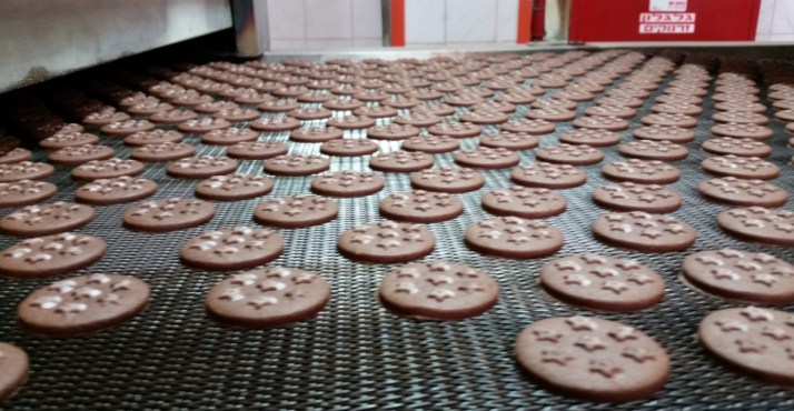 סיור משפחתי במפעל של מן