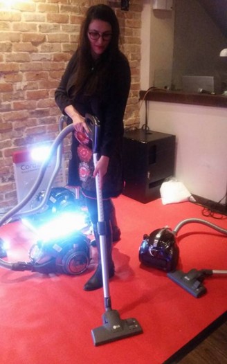 משתחררים מהכבלים - סדרת שואבי האבק האלחוטיים של LG