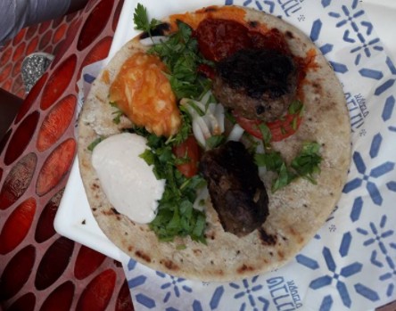 פוד טראקס של שף גיא פרץ FOOD TRUCK COMPANY