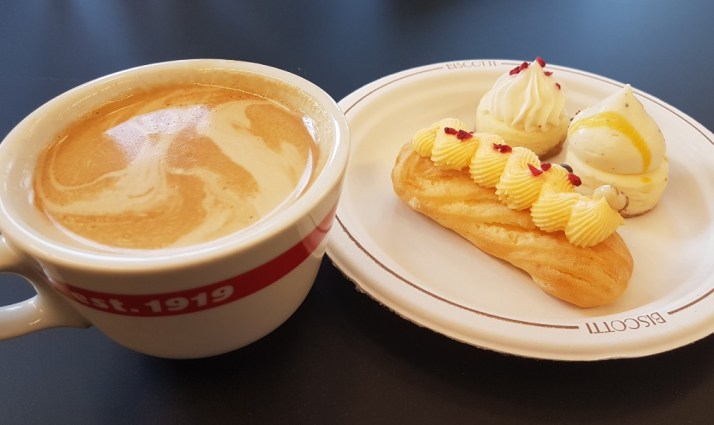 מרכז הדרכה וחנות חדשה במפעל לנדוור בחולון