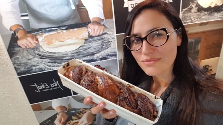 סדנת אפייה עם נעה עינת