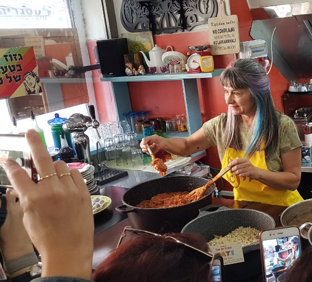 הסירים של קטי