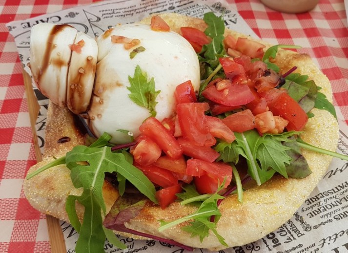 הפנינג ובראנץ של שישי במחלבת עברי