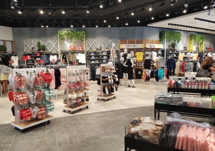 קולקציית אביב – קיץ 2019 ברשת האופנה תמנון