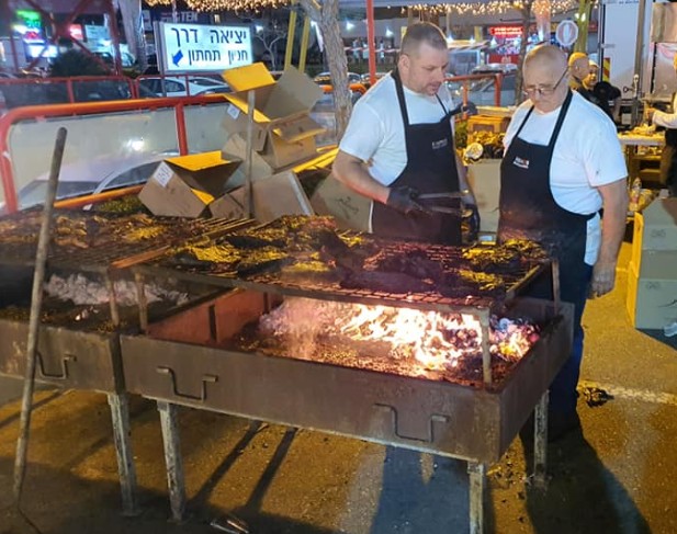 רשת אנגוס דבאח מגיעה לראשון לציון