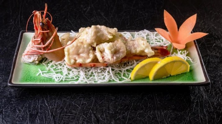 קורומה אבי - ג'מבו שרימפס ברוטב וואסבי קרים יאקימונו רוטשילד