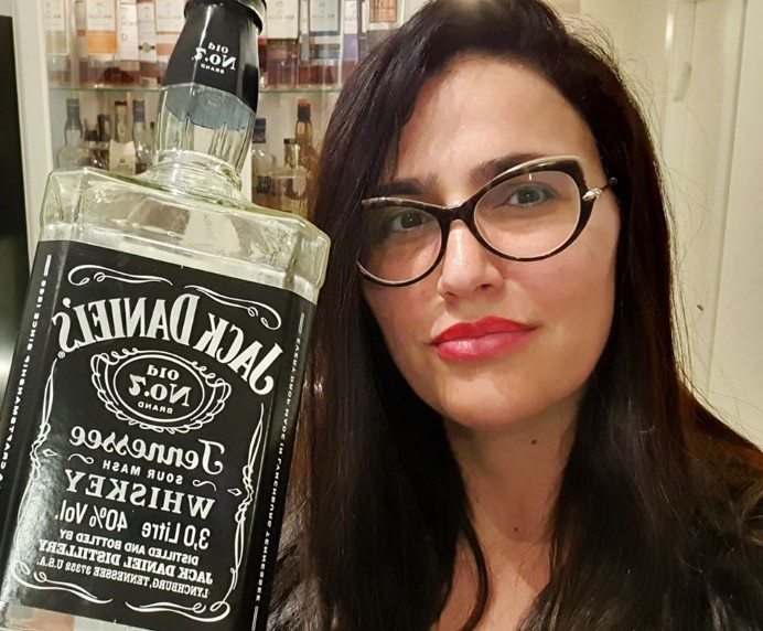 ערבי בשר מענגים אצל רוב מלך המנגל