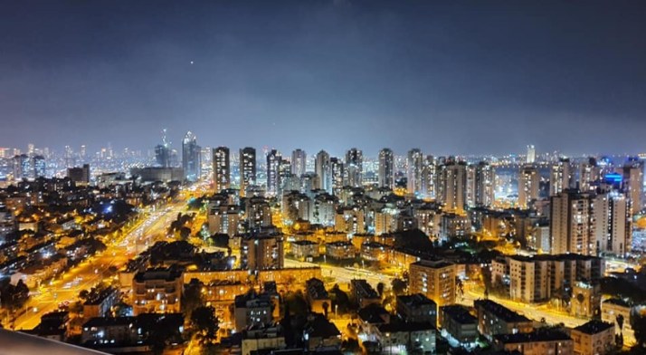 ערבי בשר מענגים אצל רוב מלך המנגל