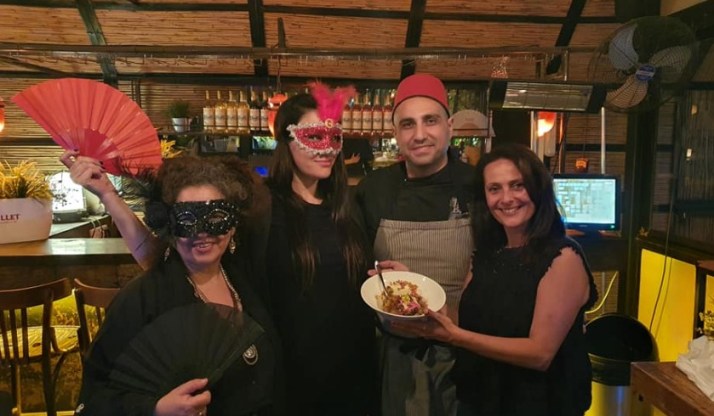 פר דרייר הצרפתייה התחפשה למרוקאית. או: ארוחה אחרונה טרום עידן הקורונה