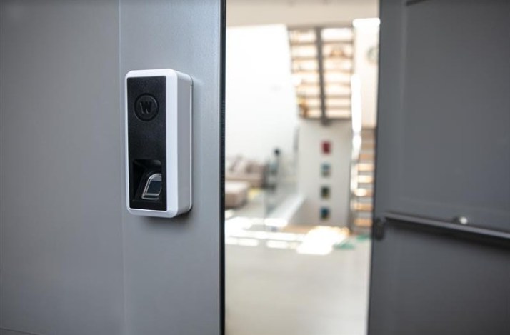 DOORe טכנולוגיה מתקדמת לניהול בית חכם מקבוצת COBRA