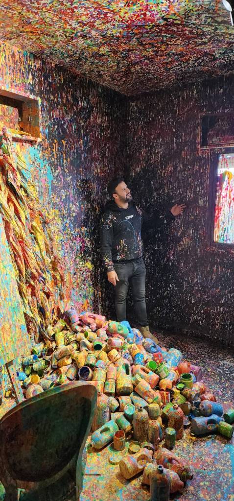 בית הצבעים של סם חלבי